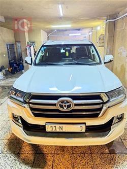 تويوتا لاندكروزر